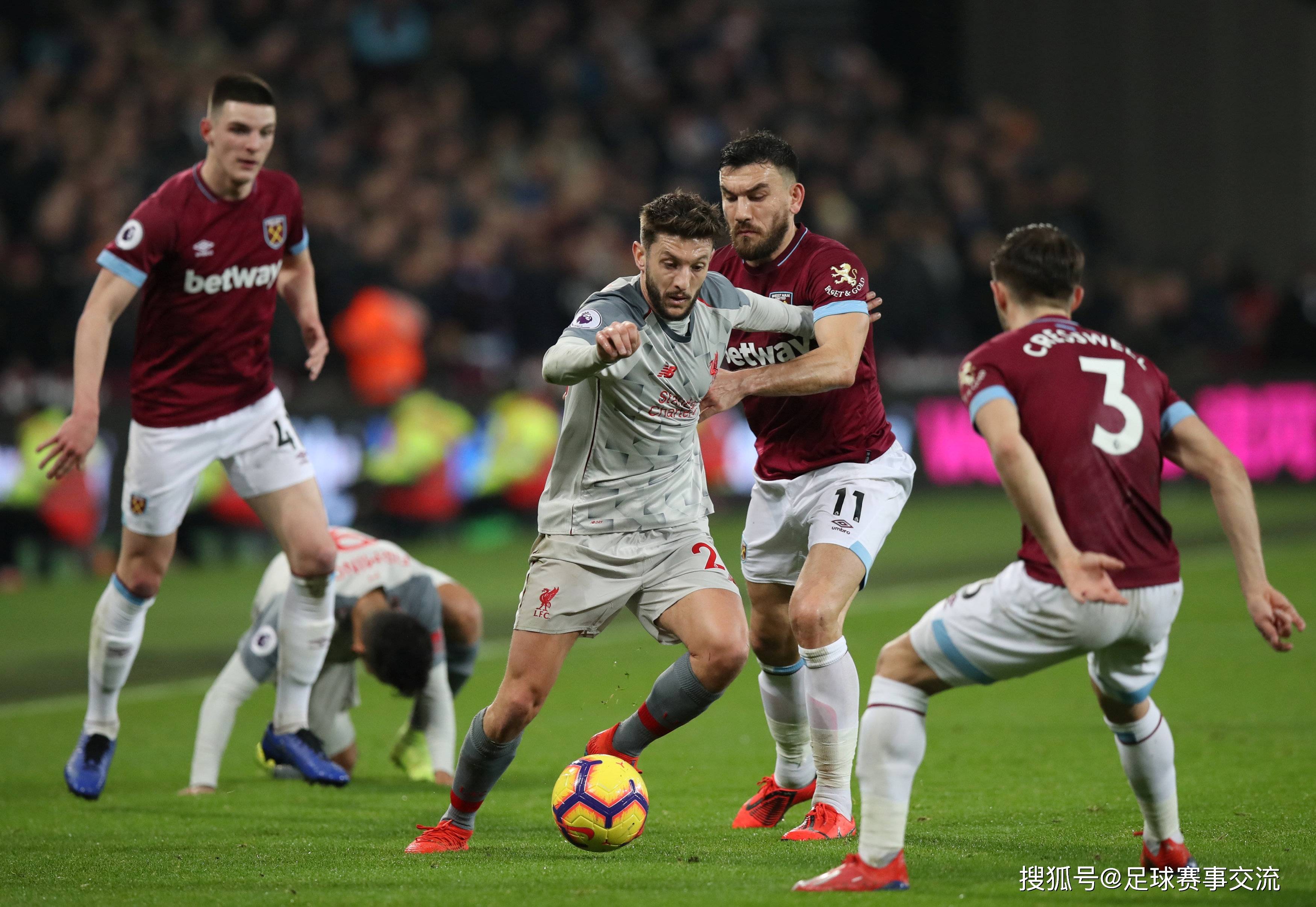 保罗被裁掉后，19年资深快船球迷愤怒脱粉，格里芬点赞