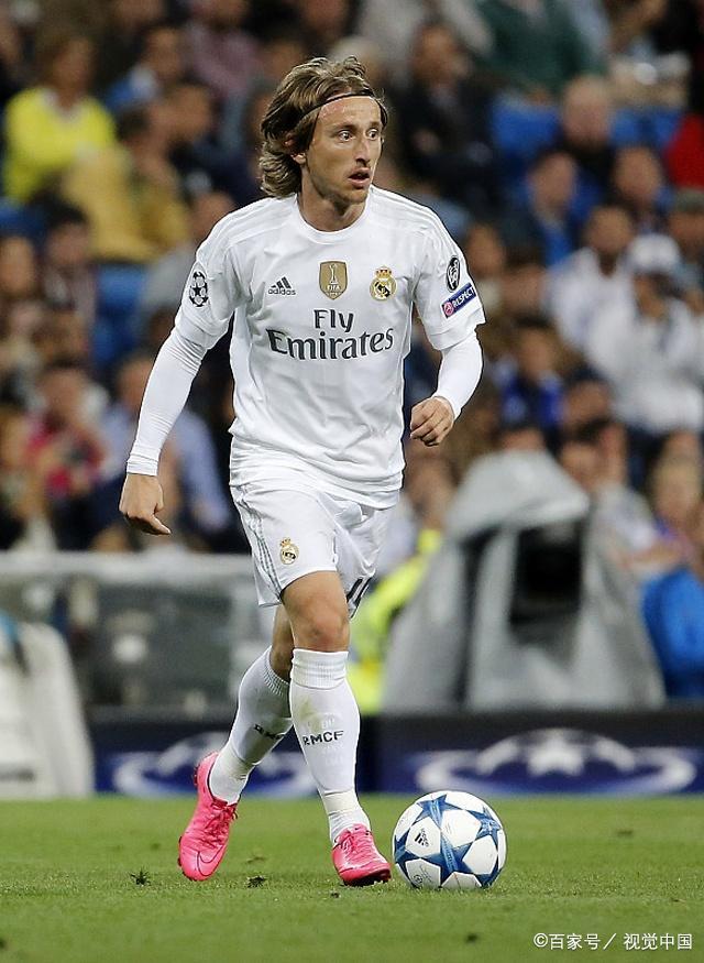 [NBA]面对罗林斯 东契奇转身三分命中