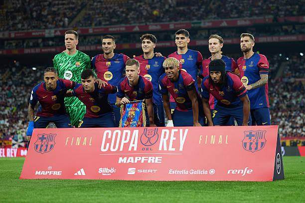 为什么球员在接捕到最后一个出局数后习惯性通过滑草动作庆祝