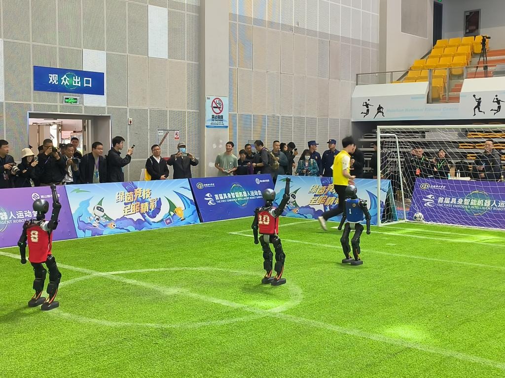 阿斯报：马竞锋线找到黄金替补索尔洛特，感谢多夫比克拒绝之恩